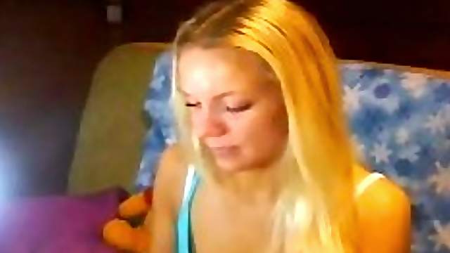 Sexy Blonde Naked on Webcam